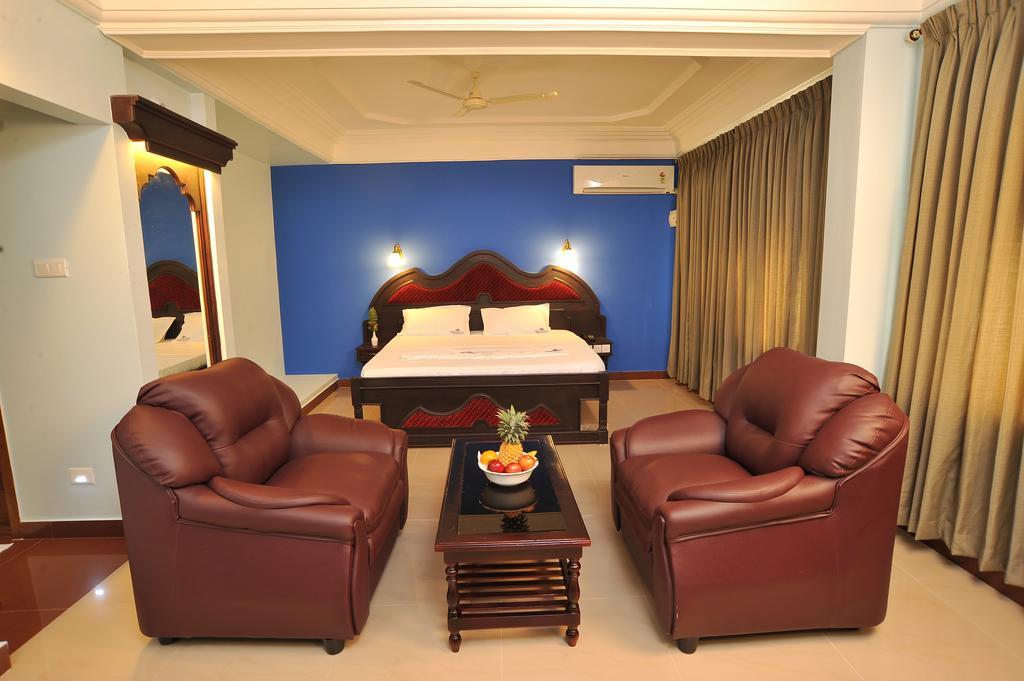 ורקלה Indraprastha Beach Resort מראה חיצוני תמונה