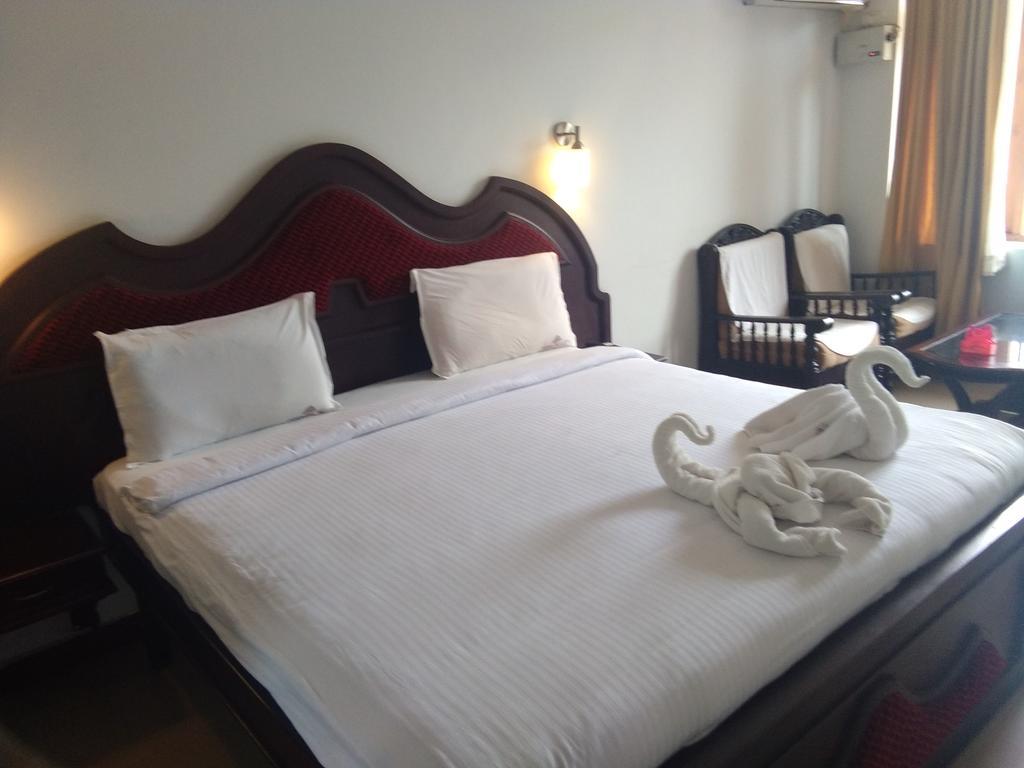 ורקלה Indraprastha Beach Resort מראה חיצוני תמונה