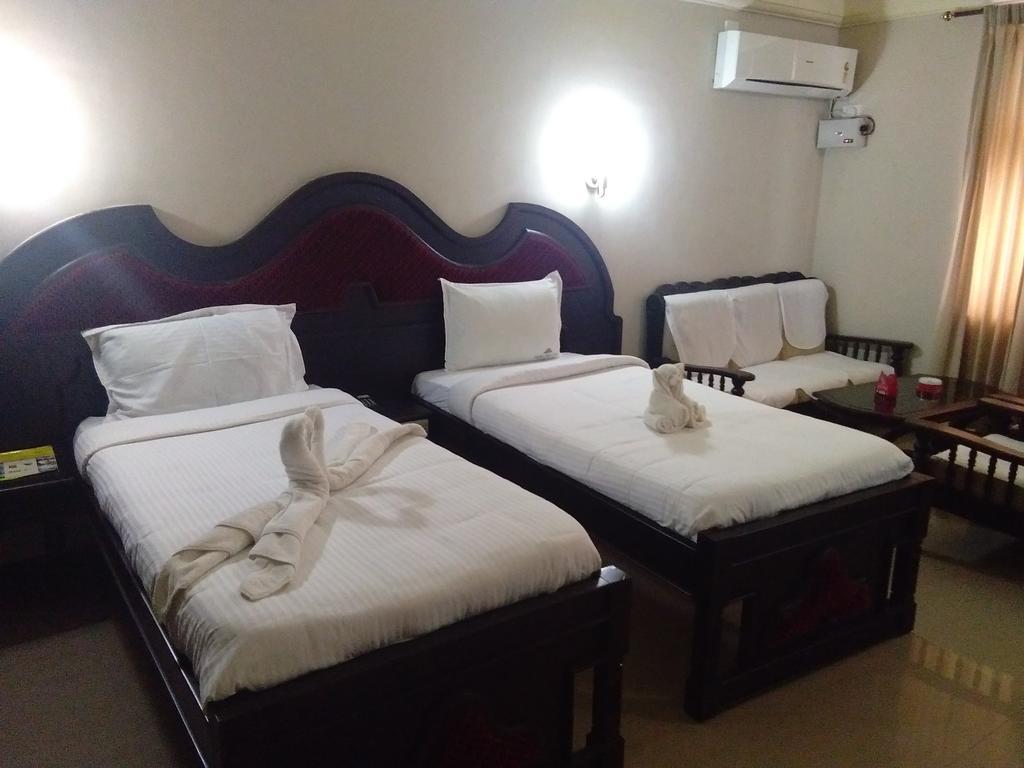 ורקלה Indraprastha Beach Resort מראה חיצוני תמונה