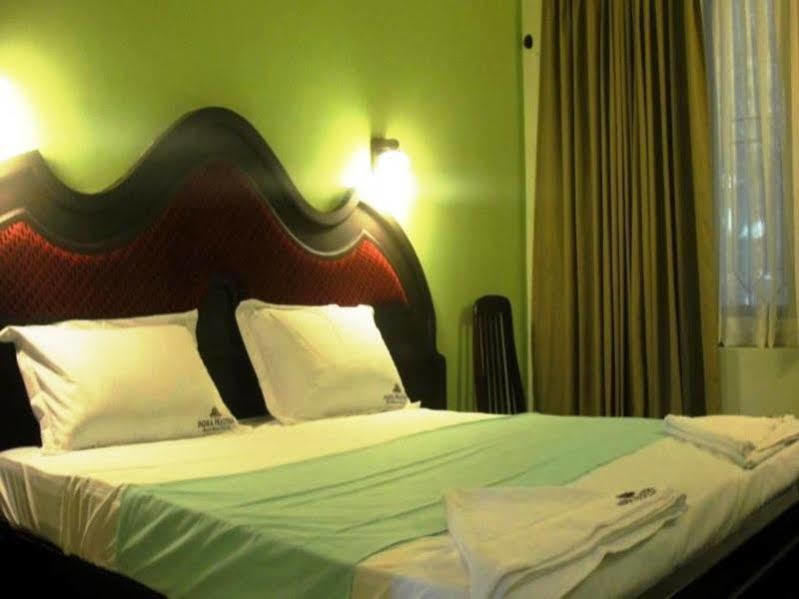 ורקלה Indraprastha Beach Resort מראה חיצוני תמונה